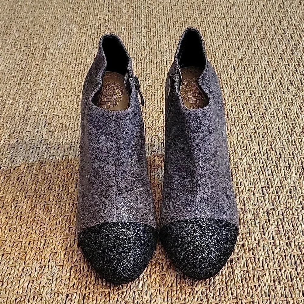 VINCE CAMUTO gray and black leather sparkle bootie shoes.  Size is 8 or 38.